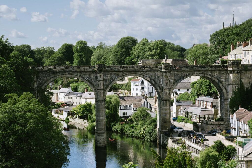 เที่ยว Knaresborough